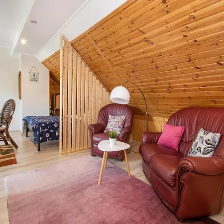 Appartamento Lovingly Furnished 2 With Terrace,